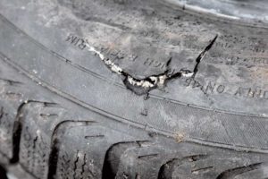 Боковой ремонт шин
